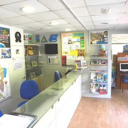 Camping Sènia Cala Canyelles Campeggio