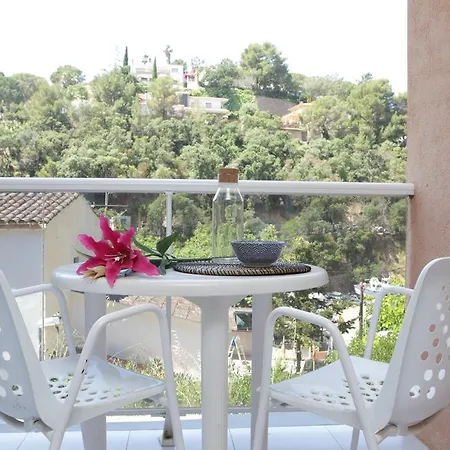 Camping Senia Cala Canyelles * يوريت دي مار