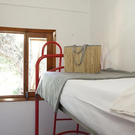 مكان تخييم Camping Senia Cala Canyelles