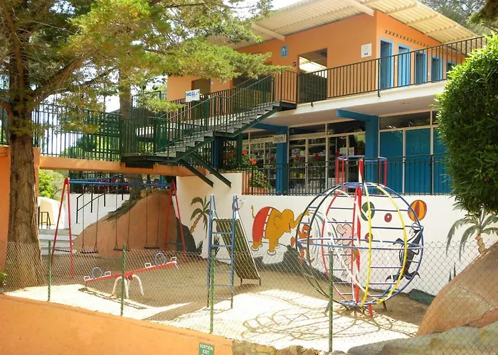 キャンプ場 Senia Cala Canyelles