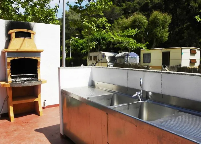 Senia Cala Canyelles キャンプ場 リョレート・デ・マル