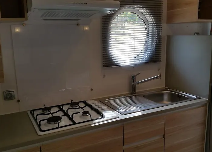 Senia Cala Canyelles キャンプ場