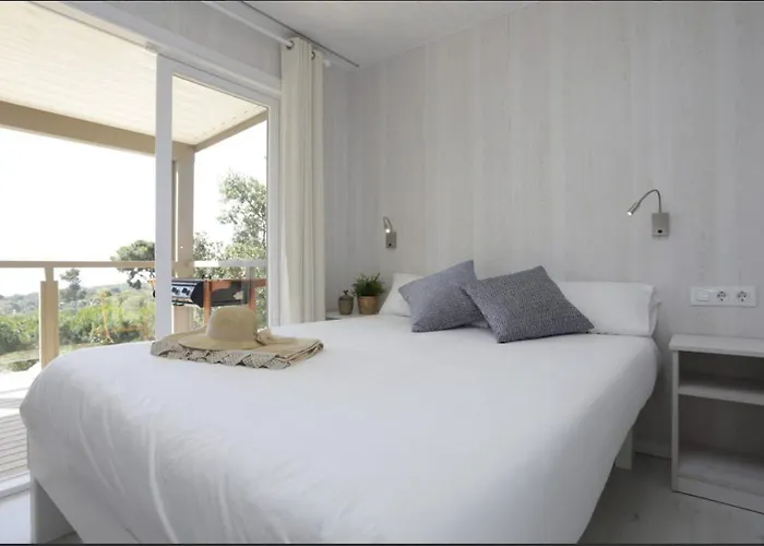 キャンプ場 Senia Cala Canyelles