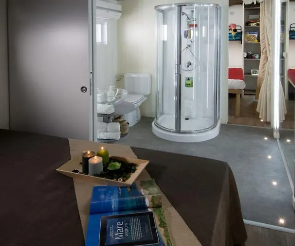 Senia Cala Canyelles キャンプ場 リョレート・デ・マル